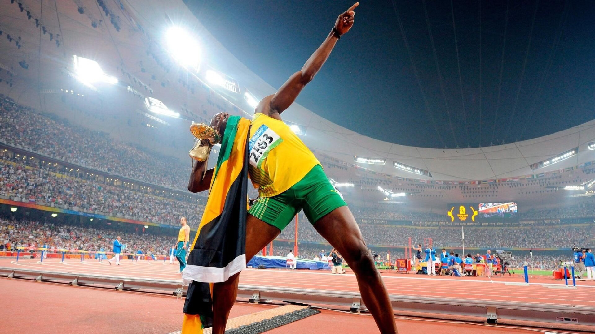 【年度经典战役】那些令人难忘的精彩对决瞬间，经典战例汇编